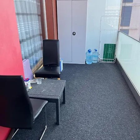 Furnished 4 Bedroom Duplex Apt 10 Mins Walking Distance To Jazz Festival Appartement Montreux
